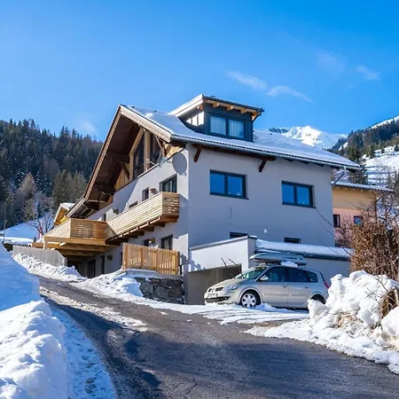 Golden Hirsch Casa vacanze *